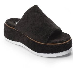 Jane and the shoe Jenny black fuzzy faux fur platform sandals